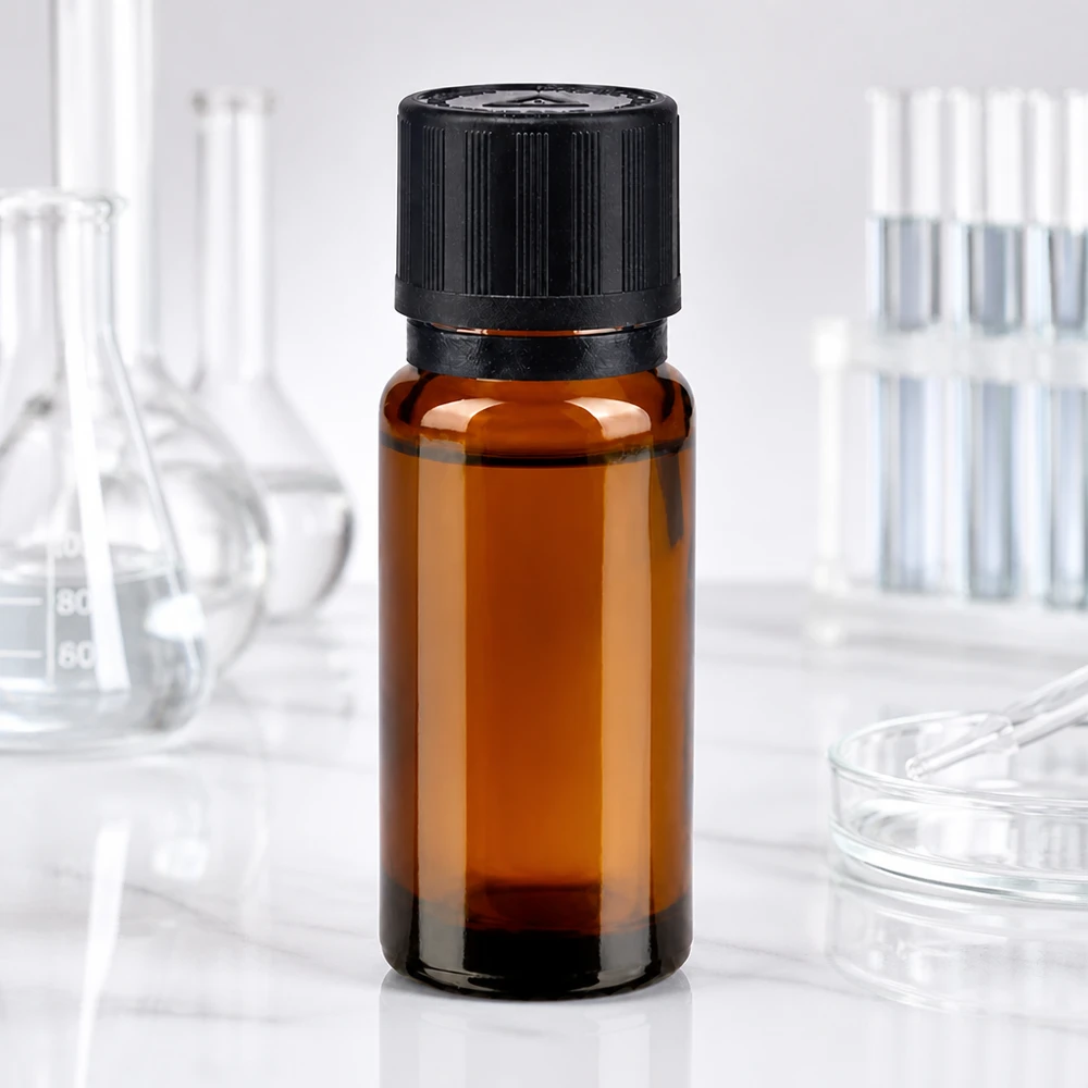 Botella de farmacia marrón 10ml tapón cuentagotas anillo vertedor 1mm negro cierre de seguridad para niños símbolo de advertencia ciego cierre inviolable Frasco de cristal de 10 ml de color ámbar con tapón de seguridad para niños de color negro en un entorno de laboratorio