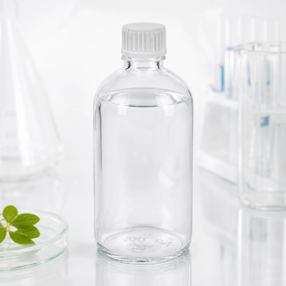 Frasco cuentagotas ClearLine UT18 de 100 ml con abertura de 0,9 mm en un entorno de laboratorio estéril con placa de Petri