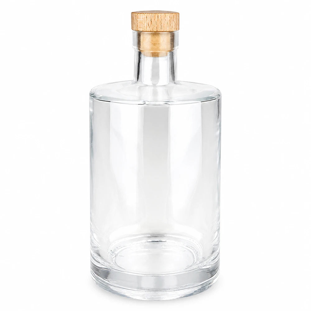 Botella de vidrio de 700 ml «Marie» con tapón de corcho con asa de madera UNiTWIST® 700ml botella de vidrio Marie con asa de madera corcho UNiTWIST vacío transparente sobre fondo blanco
