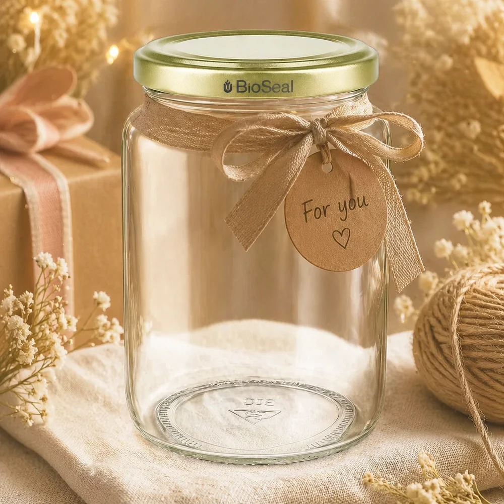 Tarro de miel BioSeal de 1000 g de regalo decorado con un lazo dorado y un colgante de diseño rústico