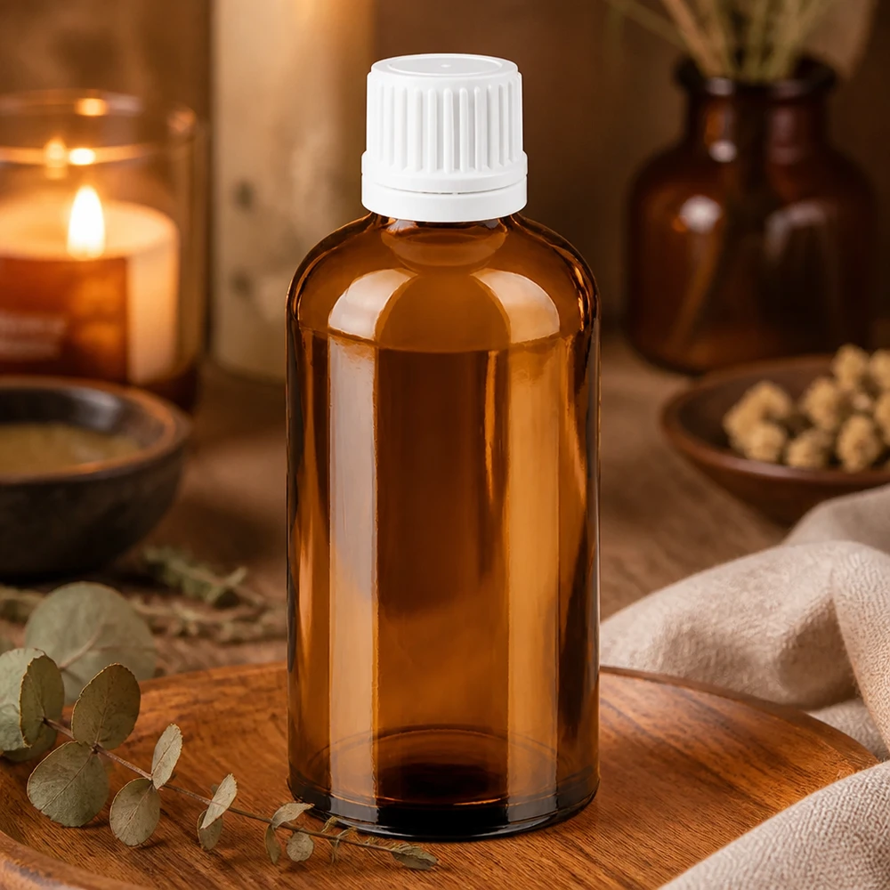 Pequeño frasco de vidrio ámbar de 100 ml con tapón cuentagotas de precisión para proteger de los rayos UV y almacenar con seguridad