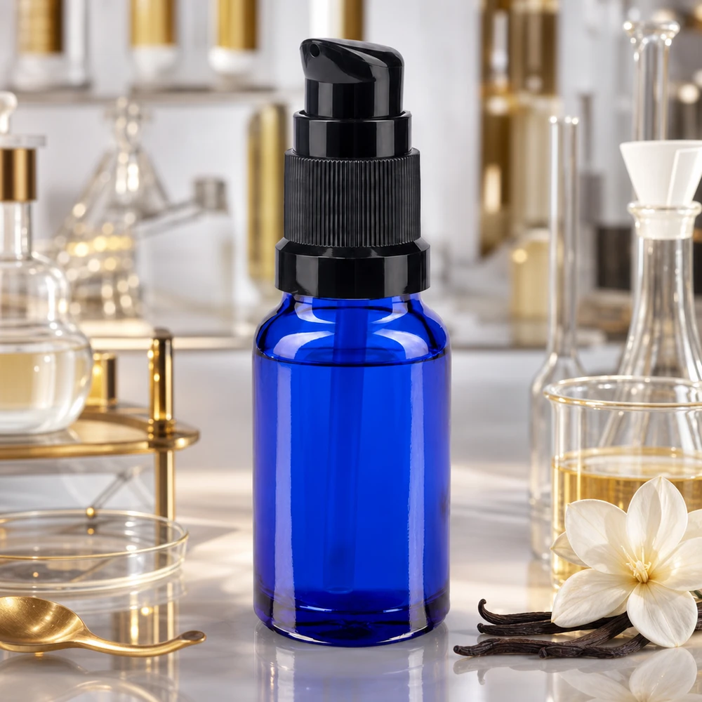 Frasco dosificador de 10 ml de cristal azul de farmacia con dosificador negro, con un diseño de estilo laboratorio