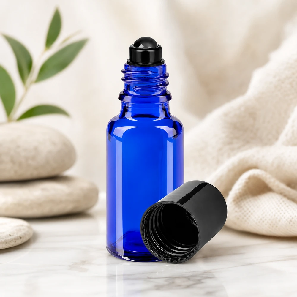 Frasco de farmacia azul de 20 ml con aplicador de bola, tipo roll-on, modelo STD, abierto