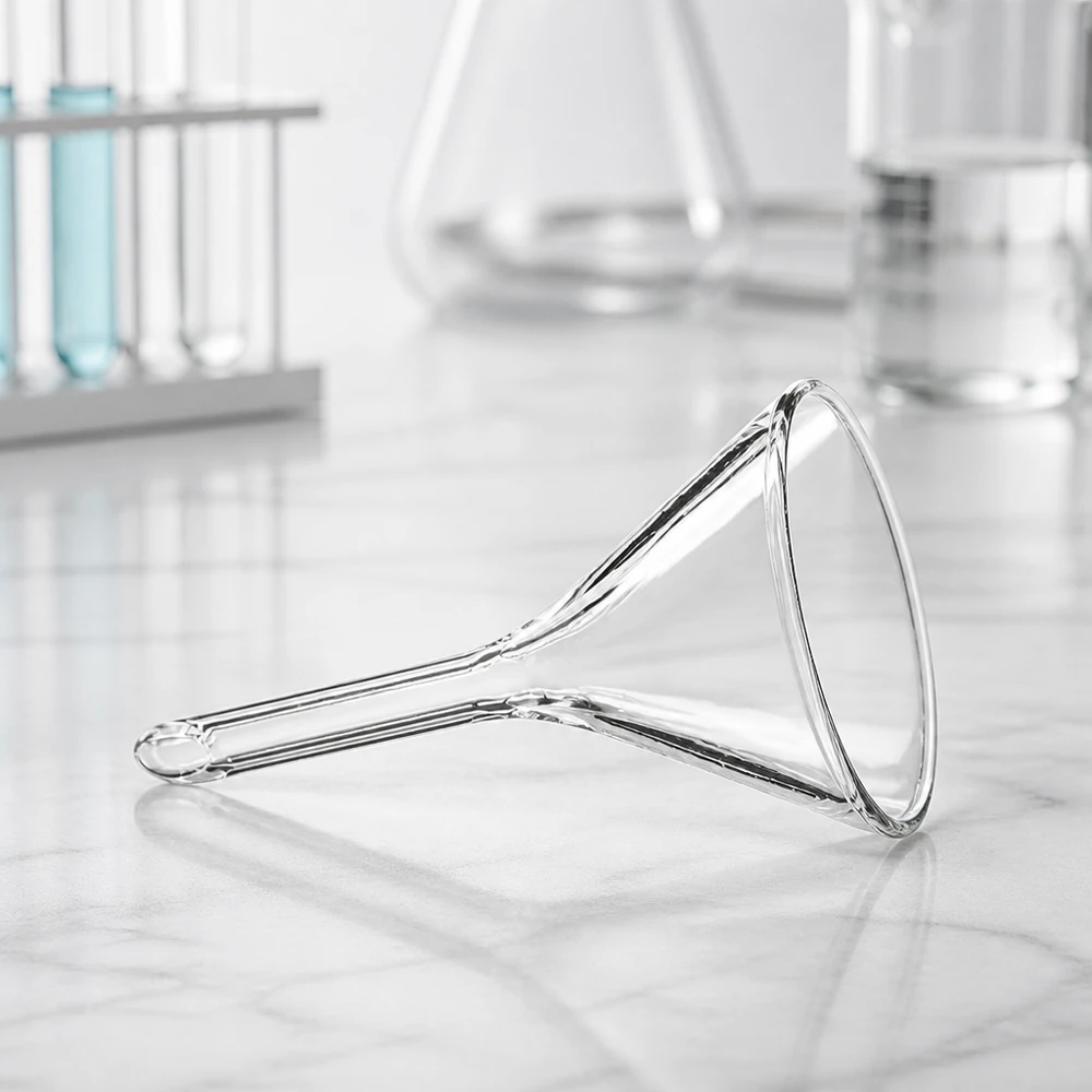 Embudo de laboratorio compacto de vidrio sodocálcico con abertura de 30 mm y práctica asa corta para facilitar su manejo