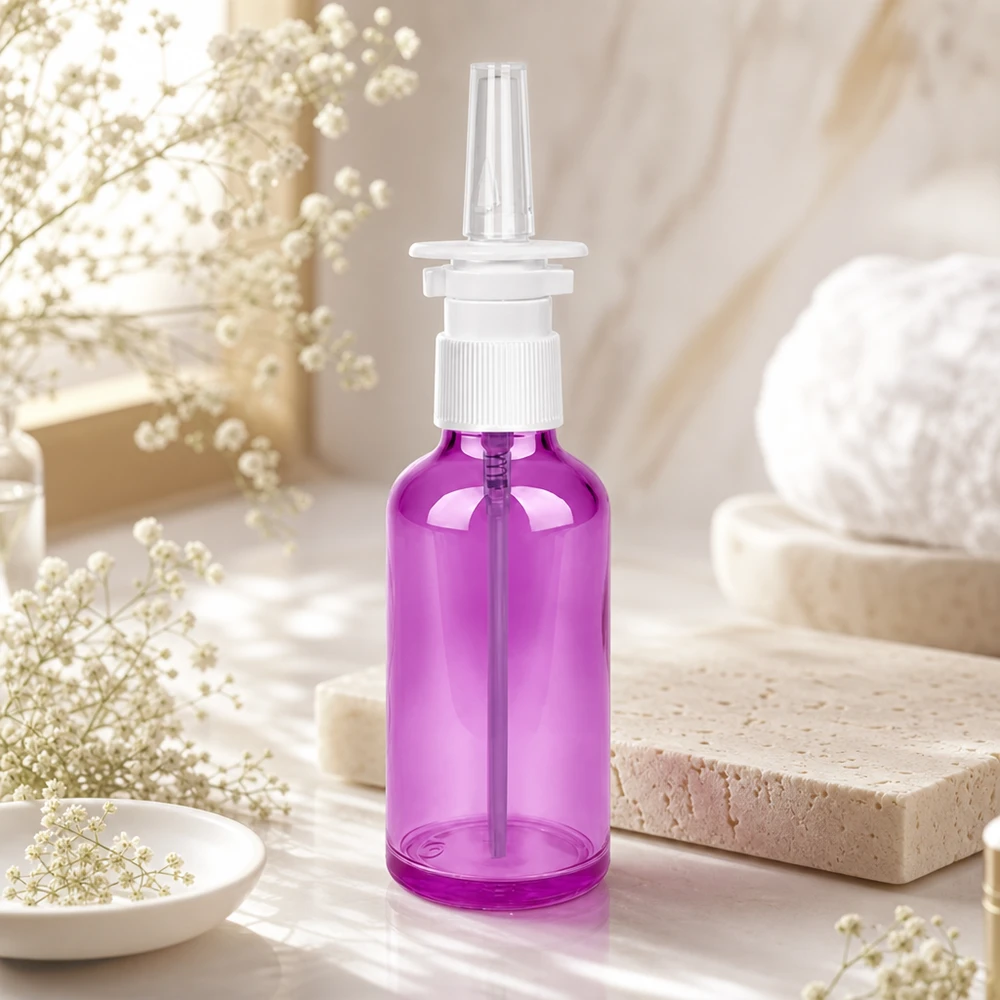 Pulverizador nasal de 50 ml con cabezal blanco en color púrpura para aplicaciones médicas estériles