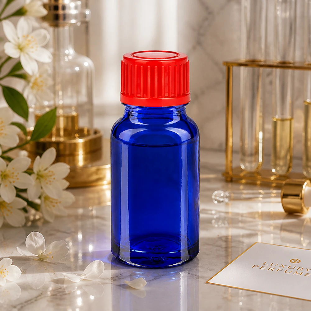 Frasco de vidrio BlueLine de 10 ml con protección UV y tapón rojo para sustancias sensibles