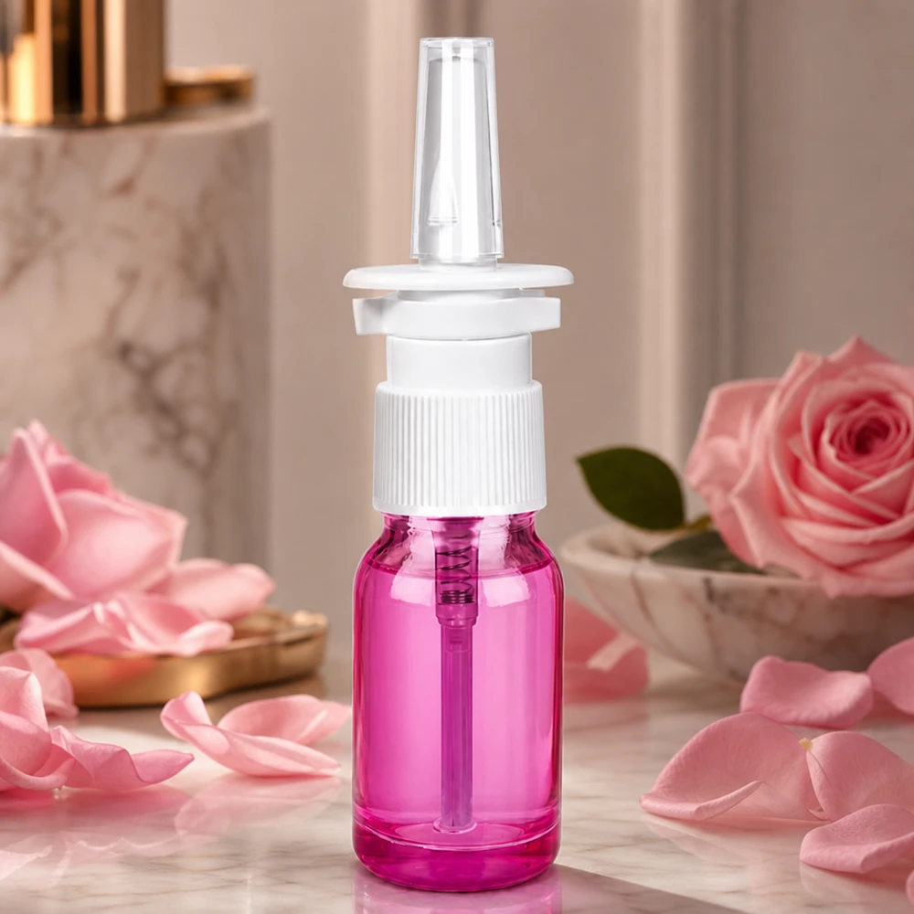 Frasco pulverizador nasal de cristal de 10 ml de color violeta claro con pulverizador de bomba blanco para el cuidado nasal