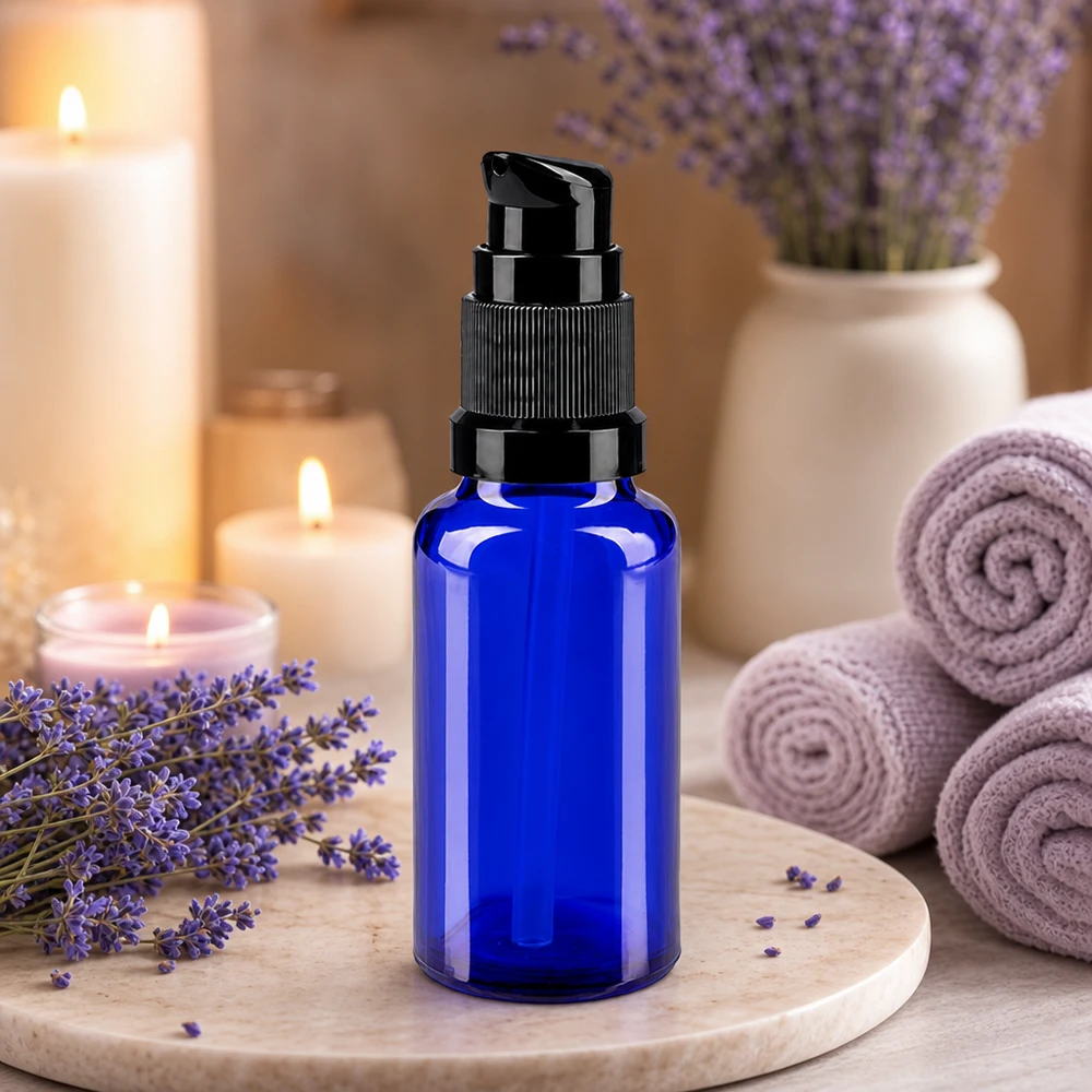 Botella de farmacia azul 20ml tapón bomba negro estándar Pequeña botella con dosificador azul de 20 ml, de cristal de farmacia, con cabezal dosificador negro para cosméticos